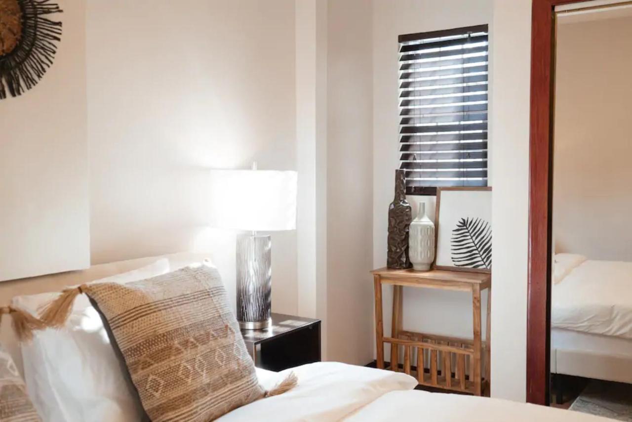 2Br Airy & Tidy Apt With Free Covered Parking - Central Modern Chicago Ngoại thất bức ảnh